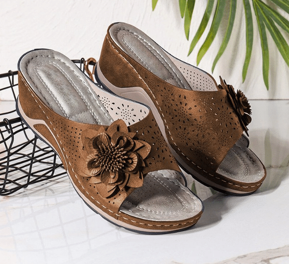 OPTRHOPEDIC LEATHER SOFT FOOTBED ARCH-SUPPORT SANDALS